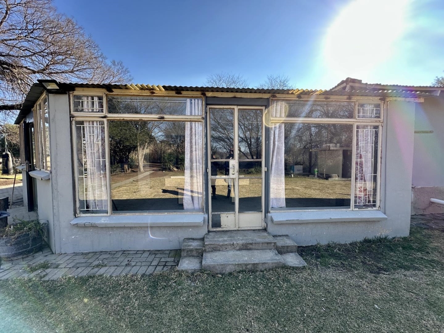 9 Bedroom Property for Sale in Bloemspruit Free State